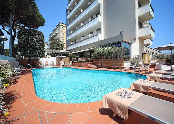 国家酒店 4* 里米尼