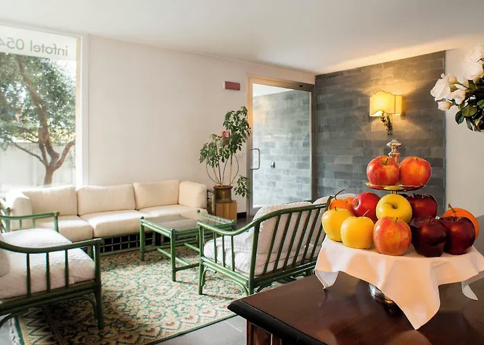 国家酒店 里米尼