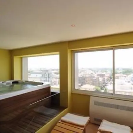 Hotel National
