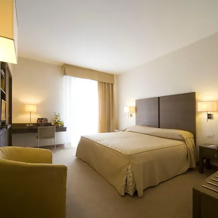 National Hotel