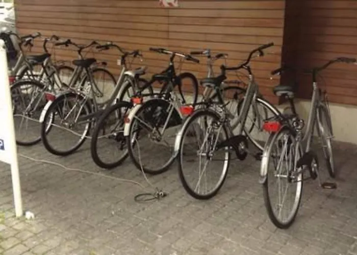 מלון National 4*