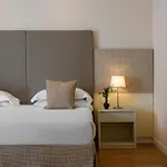 National Hotel 4*