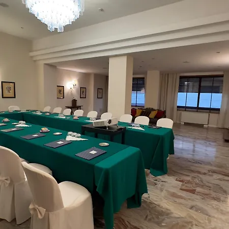 Hotel National 4*
